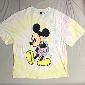 Cute divided Mickey Mouse t-shirt